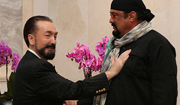 Sn. Adnan Oktar'ın Amerikalı Aktör Steven Seagal ile görüşmesi– Temmuz 2014